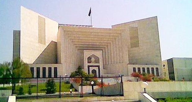 AbbTakk's tweet image. Death row inmate acquitted by SC after 10 years
#deathrowinmate #Supremecourt #acquittedafter10years
goo.gl/DSZ5ZO