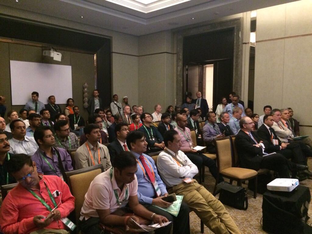 eacmfs_org's tweet image. EACMFS session IAOO congress 2017. Current hot topics in oral cancer care - European perspective. #IAOO #EACMFS