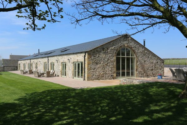 YogaManchester's tweet photo. Take time out! #Luxury #yoga #retreat in #Derbyshire 3-5 Nov with @char_mcauley BOOK TODAY for Earlybird #discount https://t.co/GgFF0O4WxU https://t.co/5Y10opU6nM