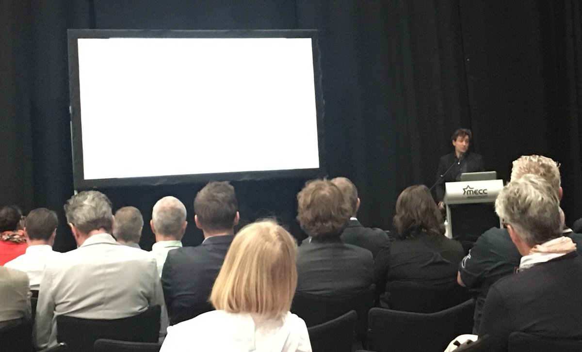 Directeur en partner <a href="/west8design/">West 8</a> Edzo Bindels over de inrichting van de #groeneloper #A2 #Maastricht #DvdOREU