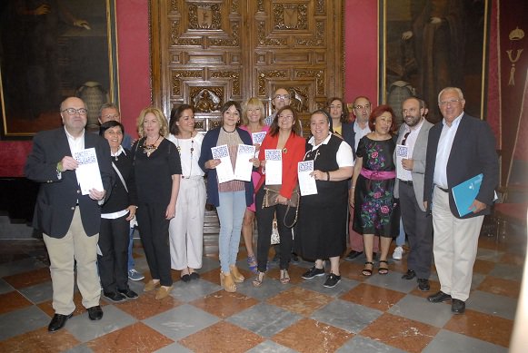 El FEX incluye siete conciertos solidarios para apoyar la labor de colectivos de la capital elindependientedegranada.es/cultura/fex-in…