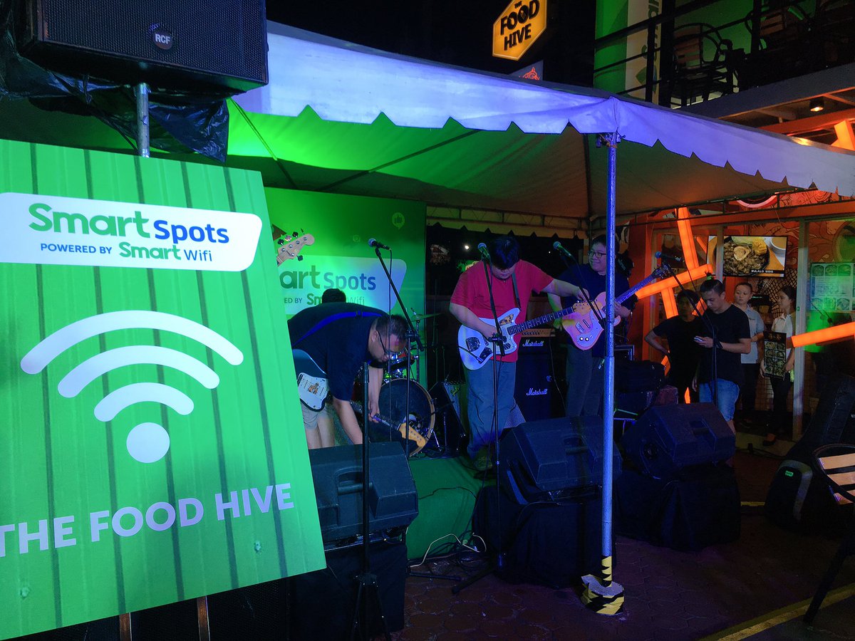 thebandshirley's tweet image. Tara sa @FoodHive! #SmartSpots