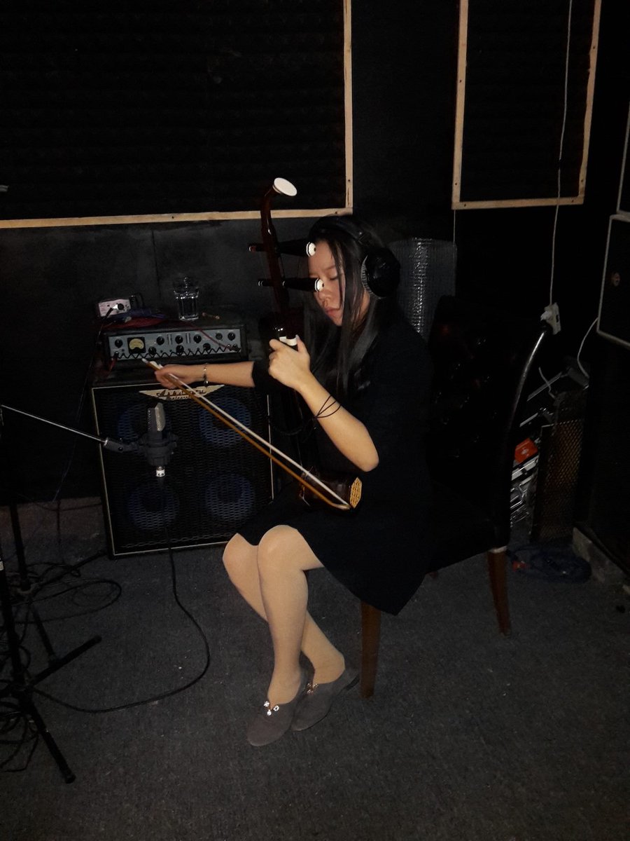 Ou residency continue ! Last Erhu record session with Yi Xiang lin in the Morning House, Chengdu