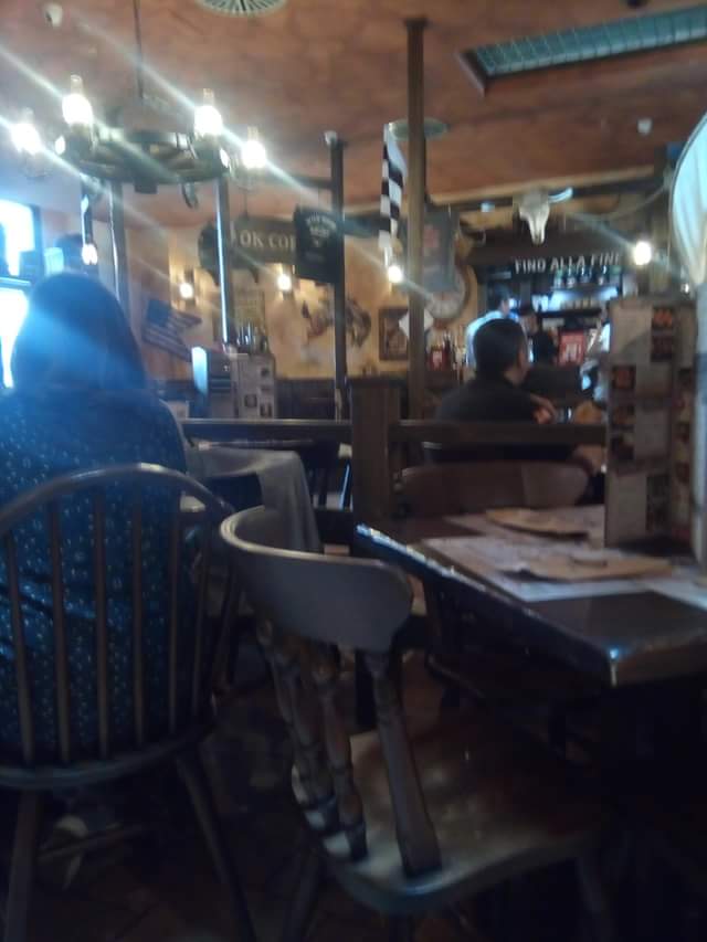 OfficineTorine1's tweet photo. All'old wild west Turin steak house....😂🔝#retweet #like #RetweeetPlease #likeitlikeit #follow4follow #commet4like #comment4like #comment https://t.co/pemtGZS2AL