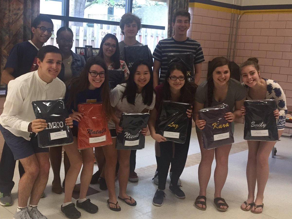 IrondequoitHS's tweet photo. Student Council seniors - Thank you for all you have done! You will be missed. 🎓Welcome to new Student Council members and new officers! https://t.co/oECifxdpdM