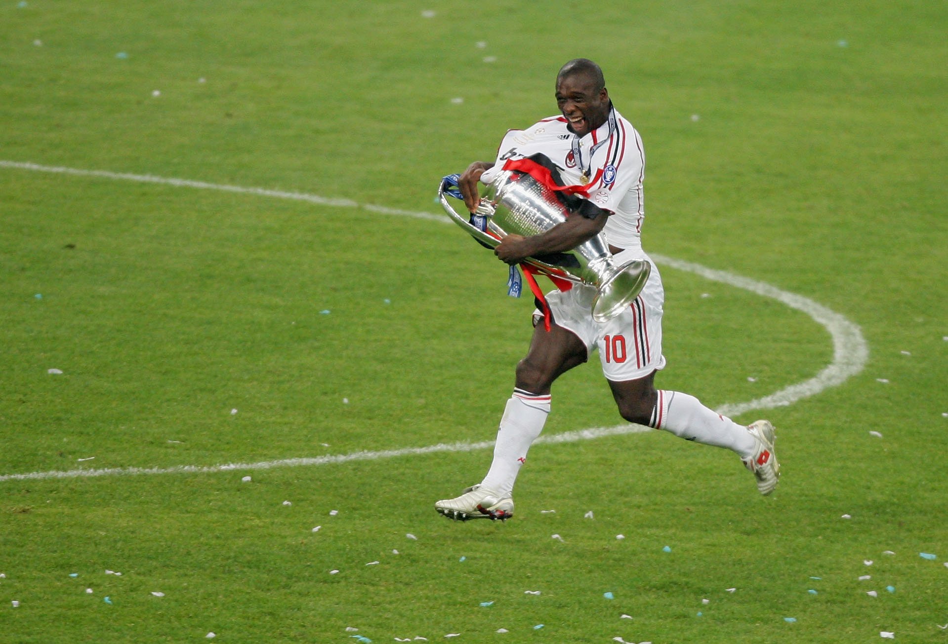 GiveMeSport - Clarence Seedorf. The only player to win the Champions League  with THREE different clubs. Legend.