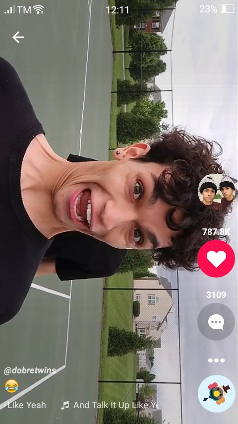Lynwatsoni's tweet photo. Im dead😂😂😂
@DobreMarcus @twinbotz 😂😂 https://t.co/NTfo3O8wBx