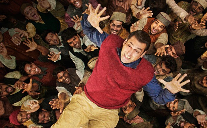 bollywood_bee's tweet photo. .@TubelightKiEid achieves the new milestone & becomes the FIRST Bollywood film to have #FacebookCoverVideo. See at - https://t.co/Mjoz7Dertq https://t.co/lIzTJi4paF