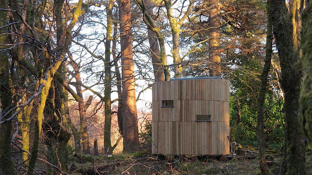 EcholivingUK's tweet photo. Our Stargazer is in the final 4 in #shedoftheyear Eco Category!!  Please visit https://t.co/hPL9VeMNRv and vote for the WEE TOWER.Thanks! https://t.co/Oy3eWMtpmI