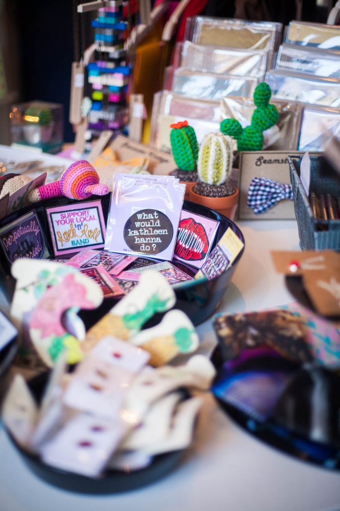 watchmesee's tweet photo. A new 'Meet the Locals' ft. the Hidden Lane's @libbydesign @Bonnie_Bling @decadent_riot @hiddenlanetea: https://t.co/OmaGqE96Jh #inGlasgow https://t.co/qsPfA7O9NI
