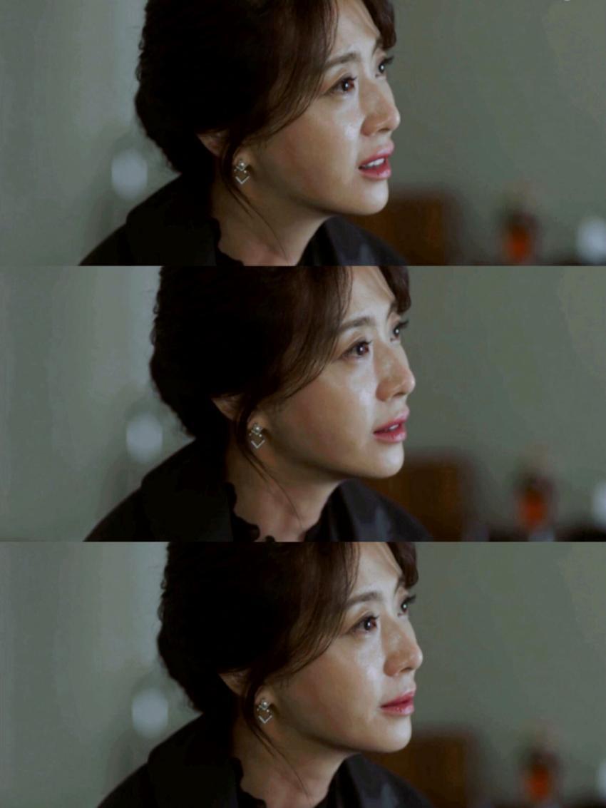 PM0l15's tweet photo. 휴 유지니 개못됐고 넘 얘쁨 https://t.co/shOzE7XDoA