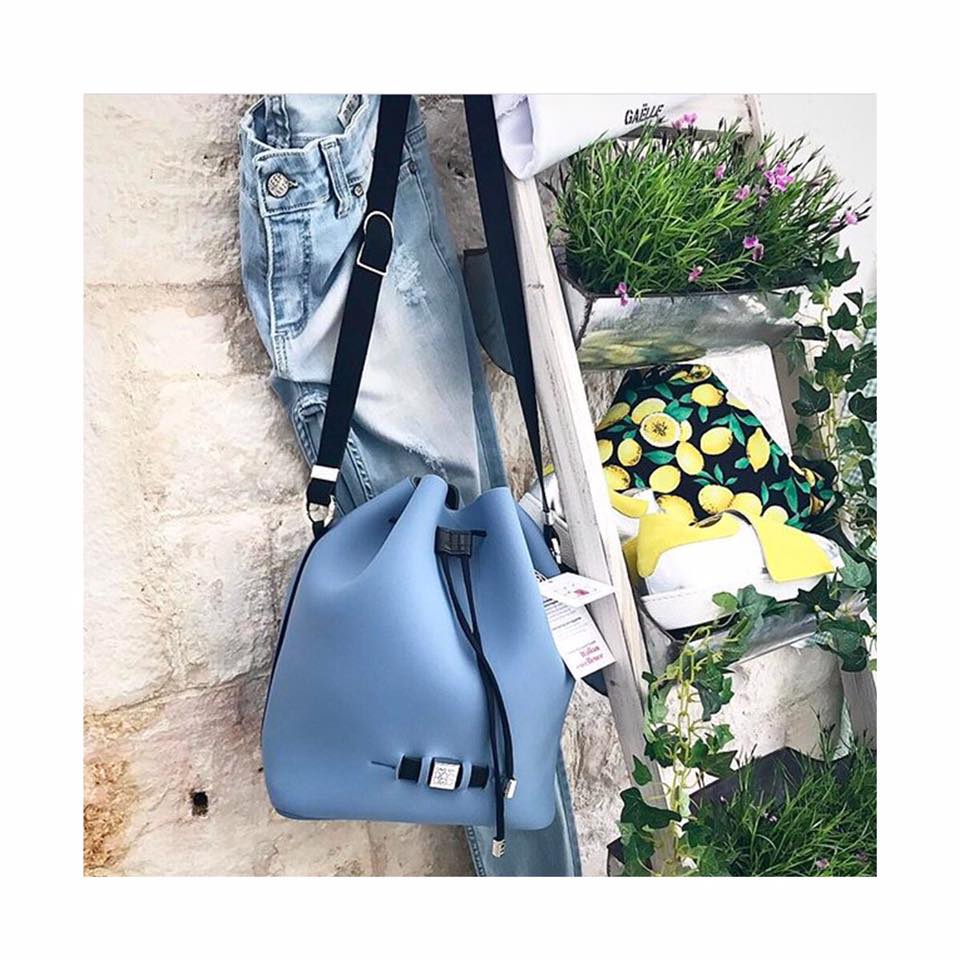 El modelo Bubble de <a href="/SaveMyBag/">Save My Bag</a>, ideal para tu día a día 💙Un bolso cómodo, funcional, y disponible en muchos colores #SaveMyBag #picoftheday