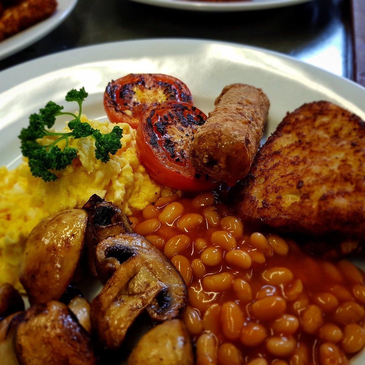 What a gorgeous morning! Why not join us for a delicious breakfast?! 👌🍽🍳 #dorchester #Dorset