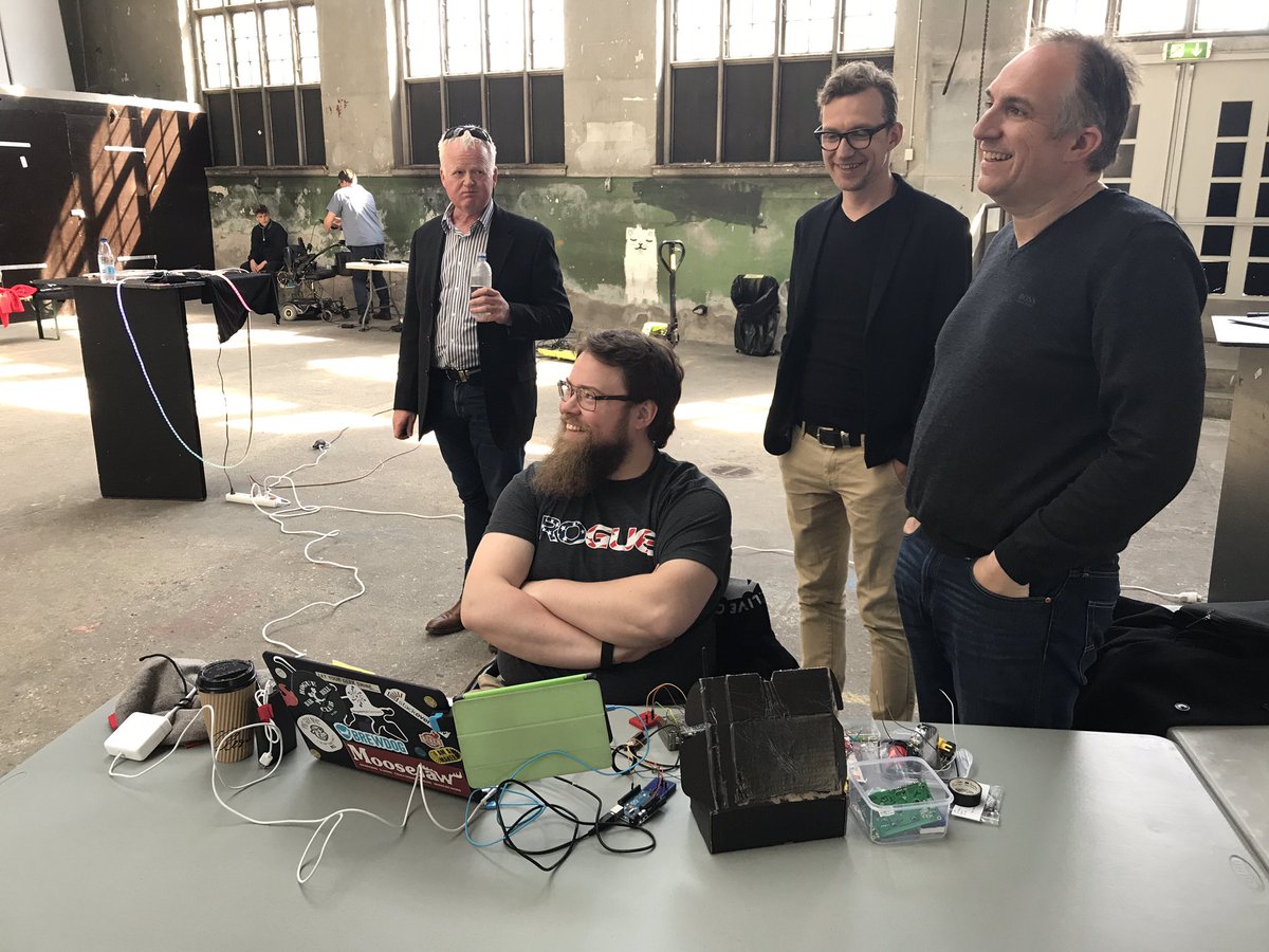PeterAlgren's tweet image. @tbue @Uffekoch and Scape Technologies watching Joachim creating #realtimecoding and #iot