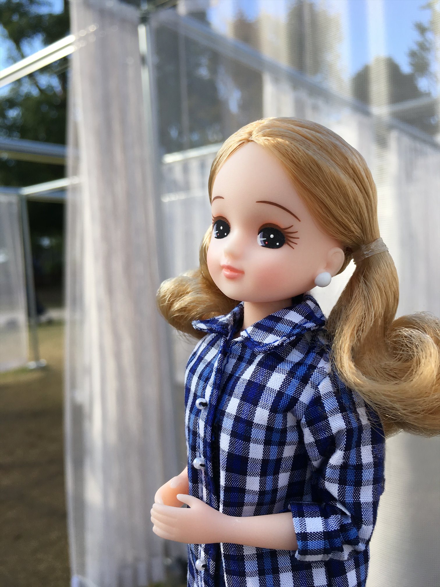 Twitter এ リカちゃん 公式 下を向いていたら 虹を見つけることは出来ないよ チャップリン 名言 T Co Zeqiuleqqh ট ইট র