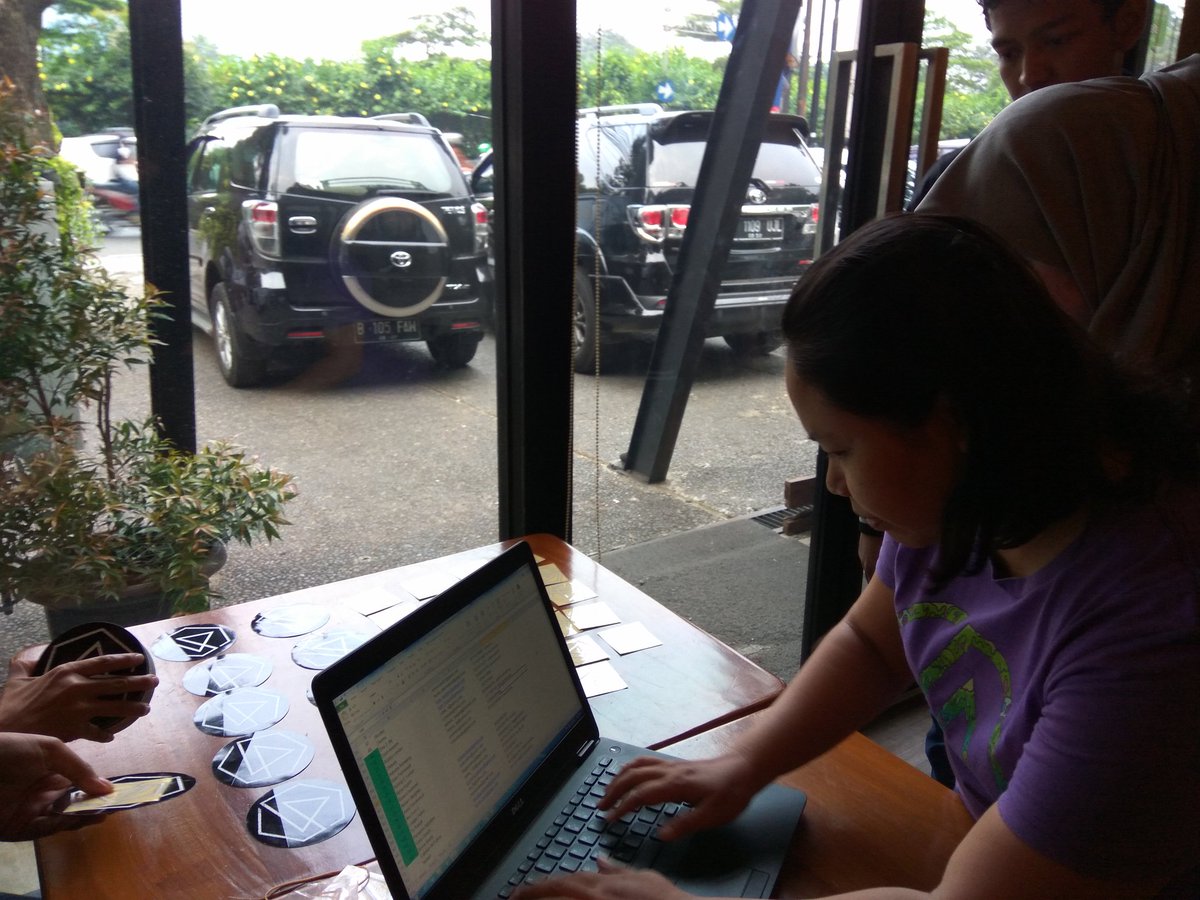 getting ready for #OneMoreLight listening party for Indonesia! <a href="/linkinpark/">LINKIN PARK</a> <a href="/mikeshinoda/">Mike Shinoda</a>  <a href="/lpcatalog/">LPCatalog</a> <a href="/lorenzoerr/">Lorenzo</a>