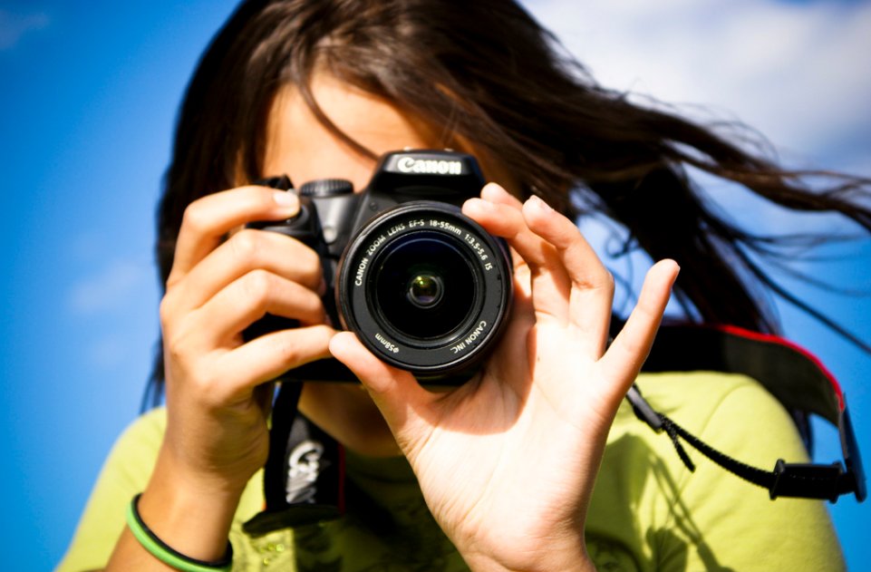 SummerleeMuseum's tweet photo. π· #ThrowbackThursday: Want 2 master #traditonal #photography? Do it with our #PhotomediaStudio classes https://t.co/8TDrzoWgZ6 π· https://t.co/eIbMuBCx9n