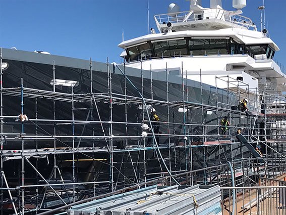 TechnoCraftsl's tweet photo. LIVE FROM LA ROCHELLE #FRANCE: Our #YachtContainment is being dismantled after a fresh #hull paint job by @GY_Group on 107.4m #MotorYacht https://t.co/F7y9PSOhRB