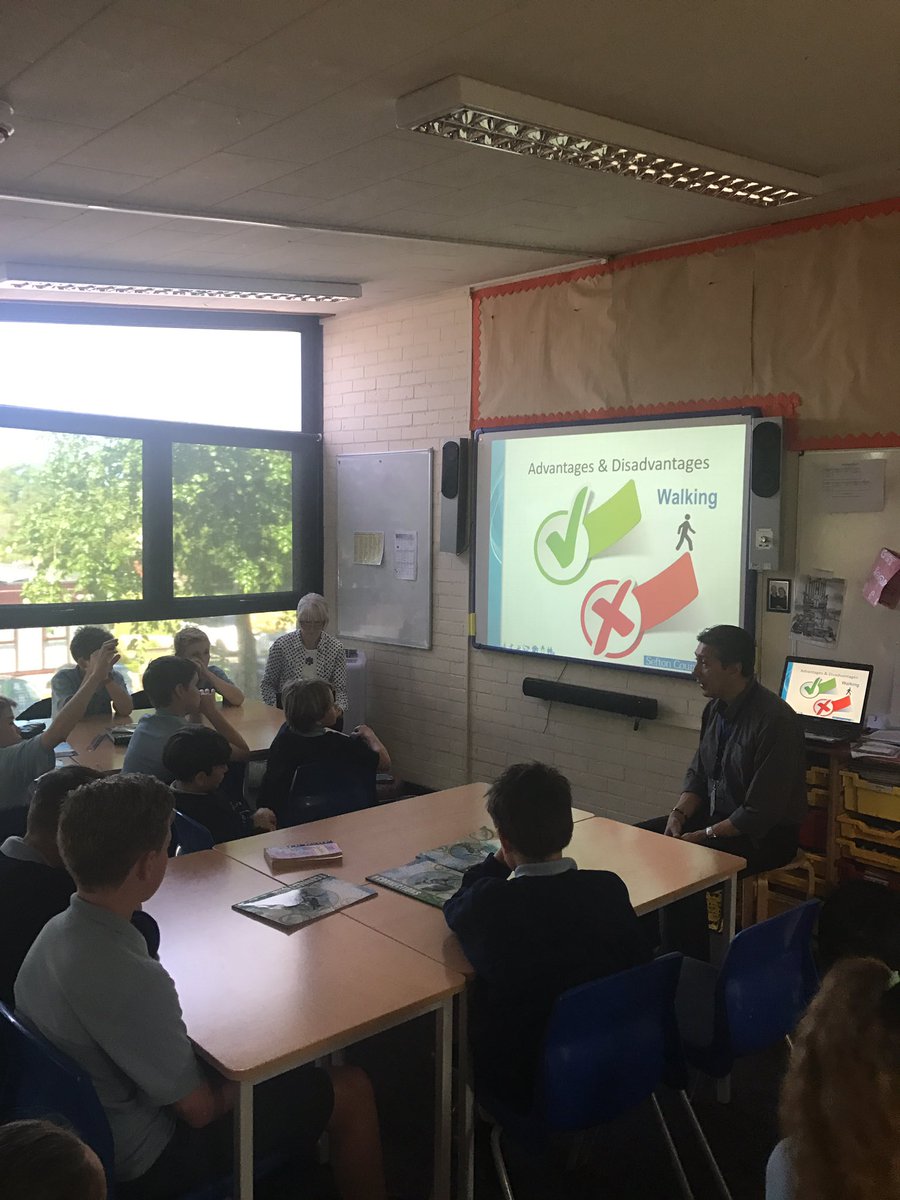GPSYear6's tweet photo. Transition Session for Y6 this morning delivered by Joe Morris from Sefton LA #preparingforhighschool @greenparkschool https://t.co/TBw1v7uMcJ