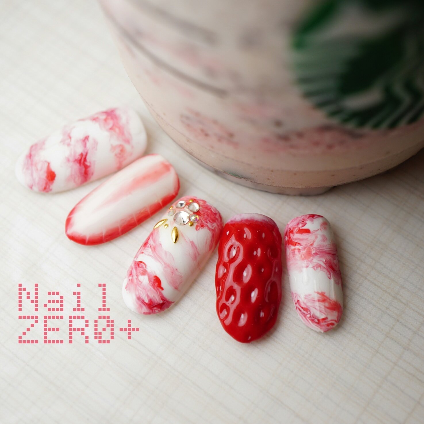 ネイルゼロプラス Nail Zero Auf Twitter スタバネイルシリーズ ストロベリー Amp クリーム フラペチーノ のイメージネイル こいつ何でもネイルにするな Nailzeroplus ネイルゼロプラス Nail ネイル スターバックス ストロベリーアンドクリームフラペチーノ