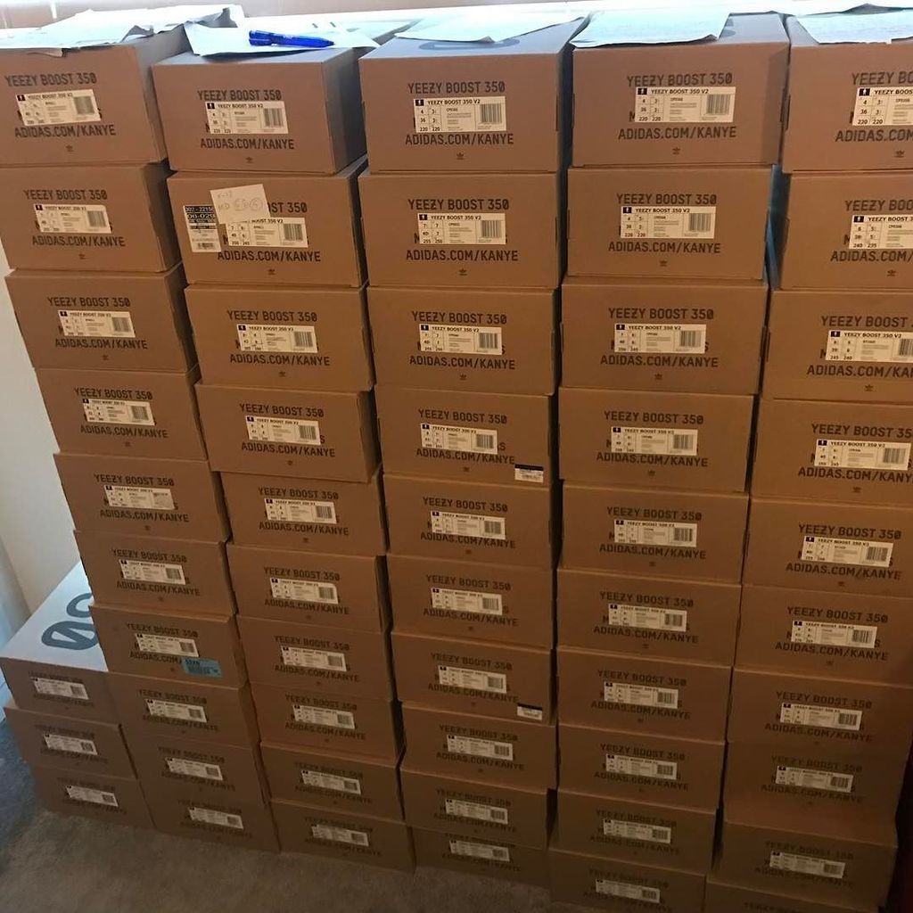 whatsyoursizeuk's tweet image. All in stock ! Let's go 😊🙈 ift.tt/2pWSffS