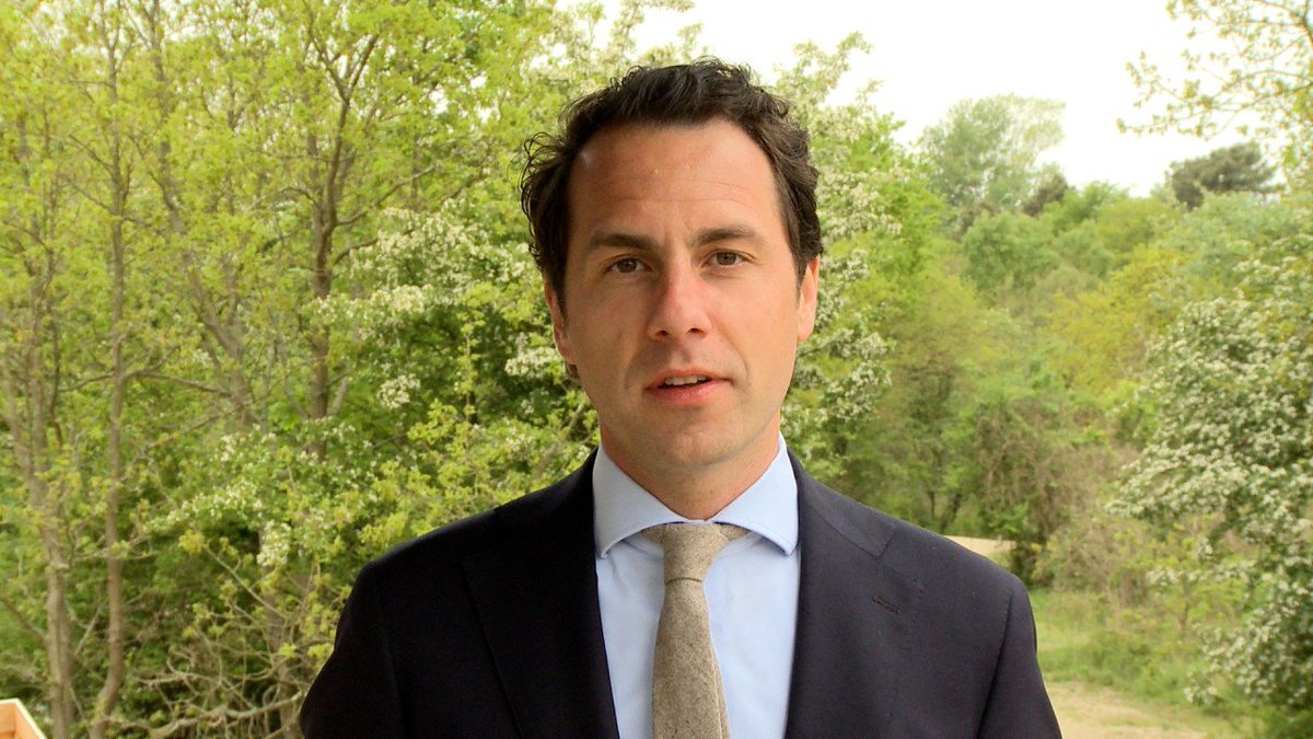 Stas <a href="/Martijnvdam/">Martijn van Dam</a> Festival of Change: "€2,5 miljoen komende 5 jaar <a href="/NationaleParken/">Nationale Parken Bureau</a> en steun <a href="/Staatsbosbeheer/">Staatsbosbeheer</a>" - youtu.be/KeLufmHbEZ8