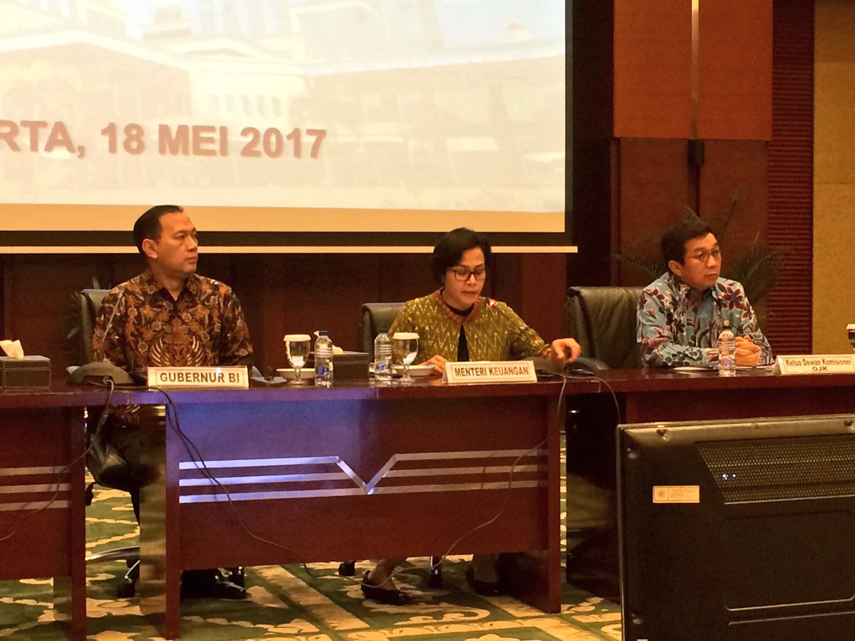 #MenkeuSMI: Ada 100 negara berkomitmen internasional dlm AEoI. 50 negara akan mulai thn ini, sisanya mulai 2018. Indonesia mulai 2018