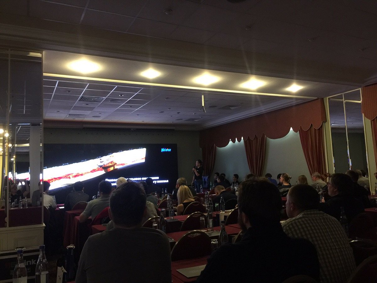 DicolorLED's tweet photo. 2017 Dicolor New Products Release Conference in Russia ended successfully.😀 https://t.co/seWMYZzBac