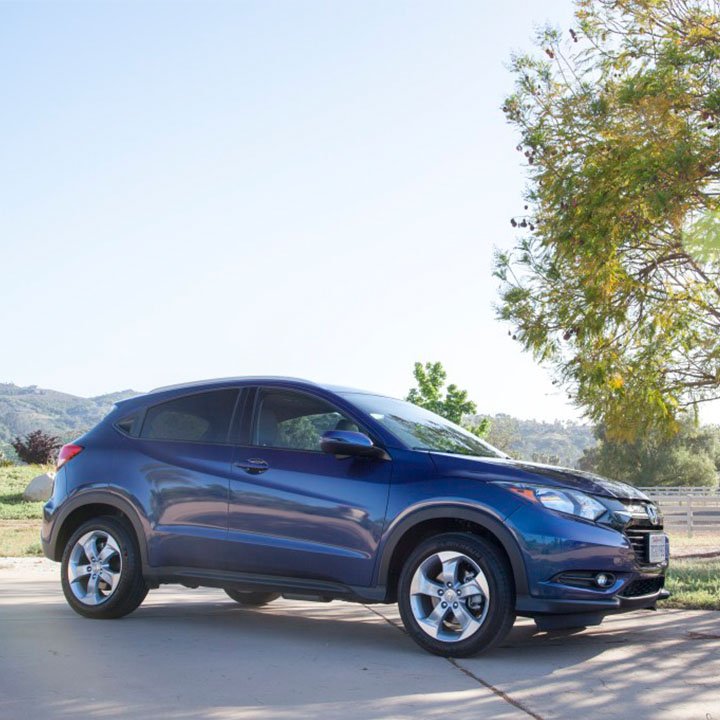 ConicelliHonda's tweet image. The #HondaHRV helps you stay cool with an available automatic climate control system with a touch-based interface.