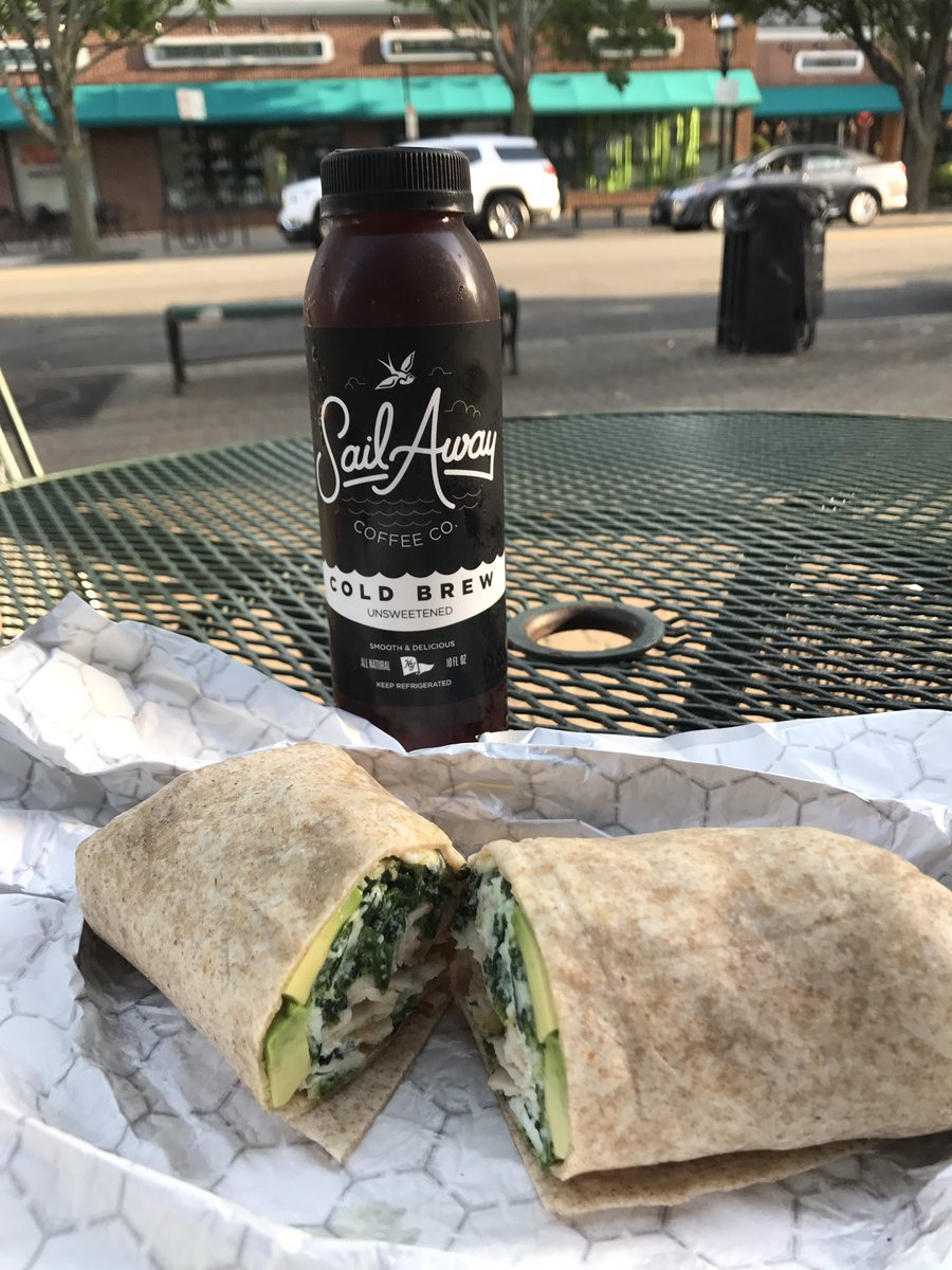 #breakfastofchampions If u can't get <a href="/sailawaycoffee/">Sail Away Coffee Co.</a> at a store near you...beg them or consider home delivery:) goo.gl/exbEz9