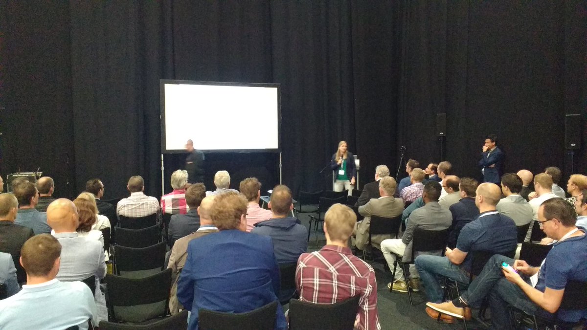 Veel belangstelling voor lezing "rotonde van morgen" op <a href="/DvdOREU/">DagOpenbareRuimteEU</a> <a href="/gemeentevenlo/">Gemeente Venlo</a> <a href="/DenOudenGroep/">Den Ouden Groep</a> #kragten