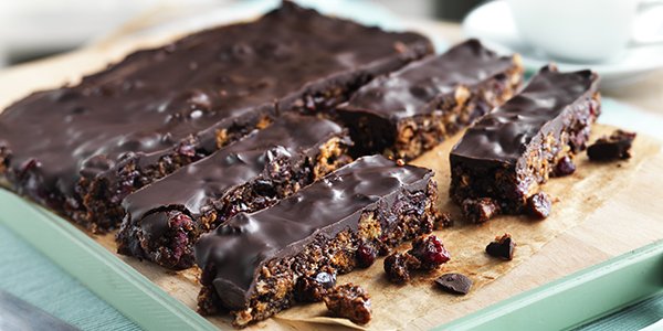 BakingHeavenMag's tweet image. This no bake #chocolate #cake is perfect for when you want a treat, but don't want to put in too much effort! #bake

bit.ly/2pOLkcW