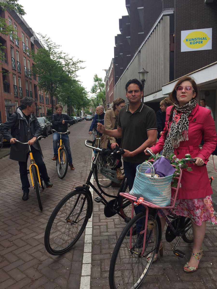 Tinkebell en Arno Wellens leiden mini kamerplantentour. Unieke safari! Aanmelden bij infostand op de beurs of via tinkebell@tinkebell.com