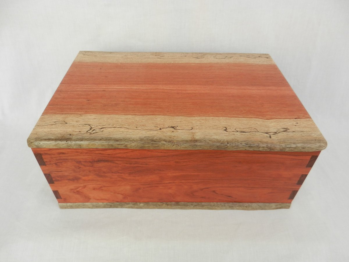 UllapoolBoxCreations tweet media