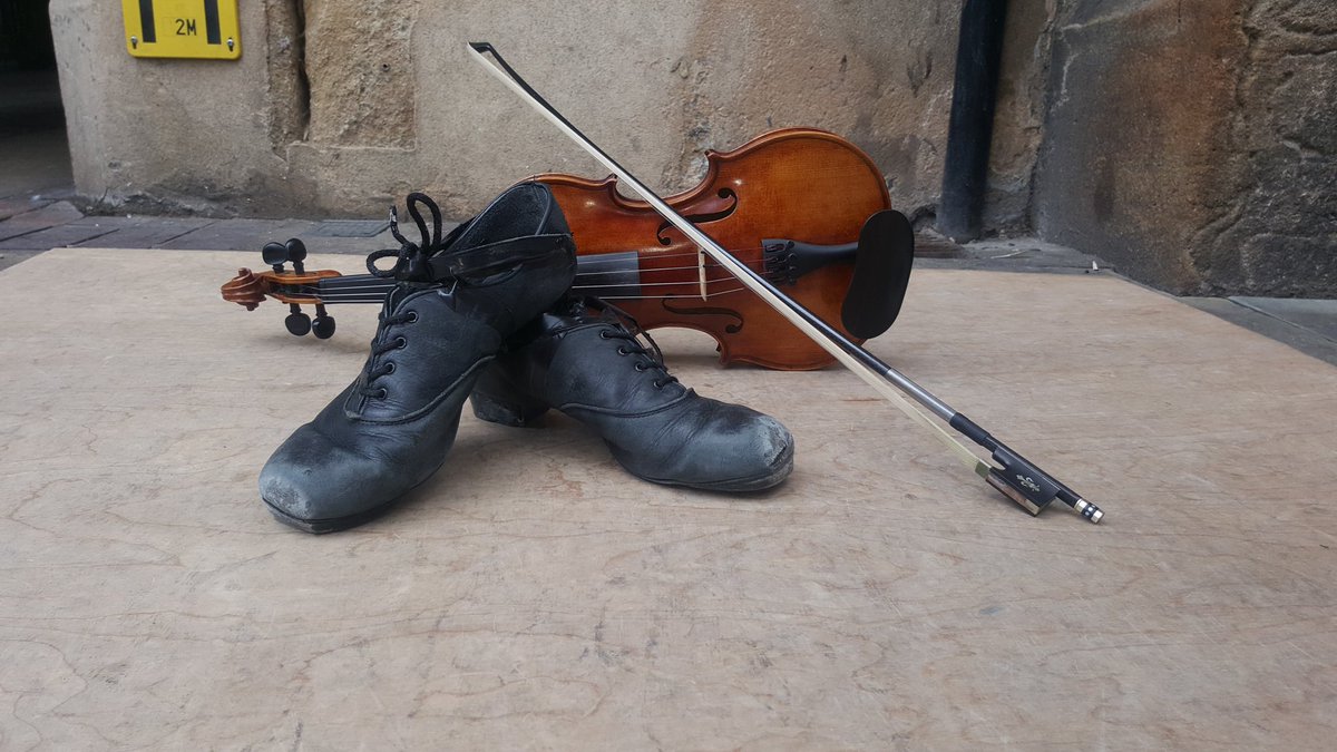 conroyiredance's tweet photo. Live Irish music and dance at the Stonebow, Lincoln now every Thursday @DailyLINCS  @HiddenLincoln #Dance #lincoln https://t.co/f8yQwFV2Ip
