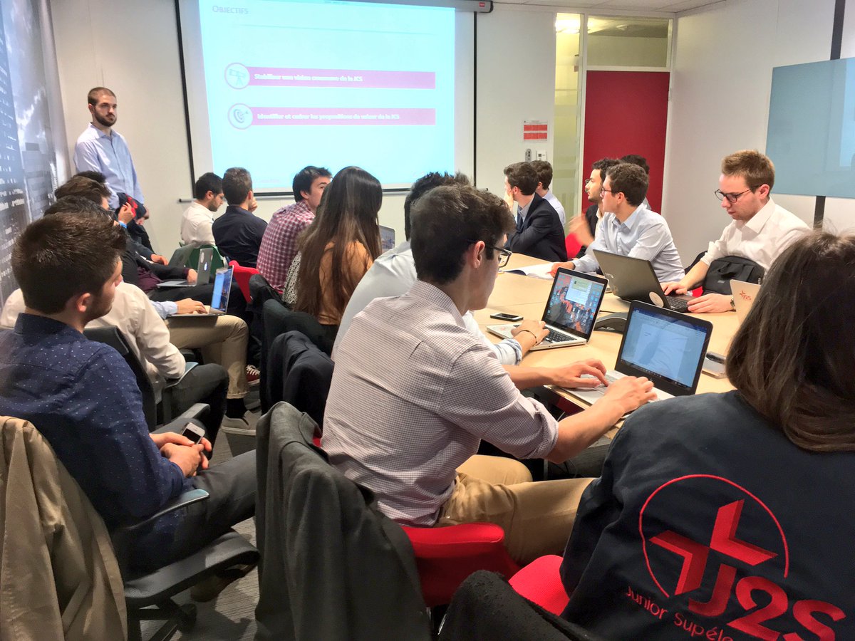 JCS_JE's tweet photo. C'est parti pour un atelier stratégique sur le futur de Junior CentraleSupélec avec @JceEcp et @CapgeminiConsul ! https://t.co/0Y1qI3TfqC
