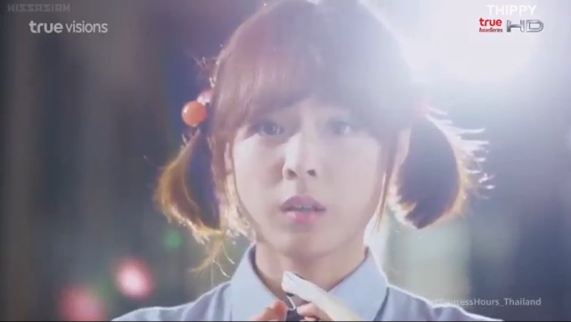 francellita10's tweet image. In fairness. 😂👌🏻💕 They gave justice to the original version. 🎉👏🏻 #PrincessHoursThai 🇹🇭❤️