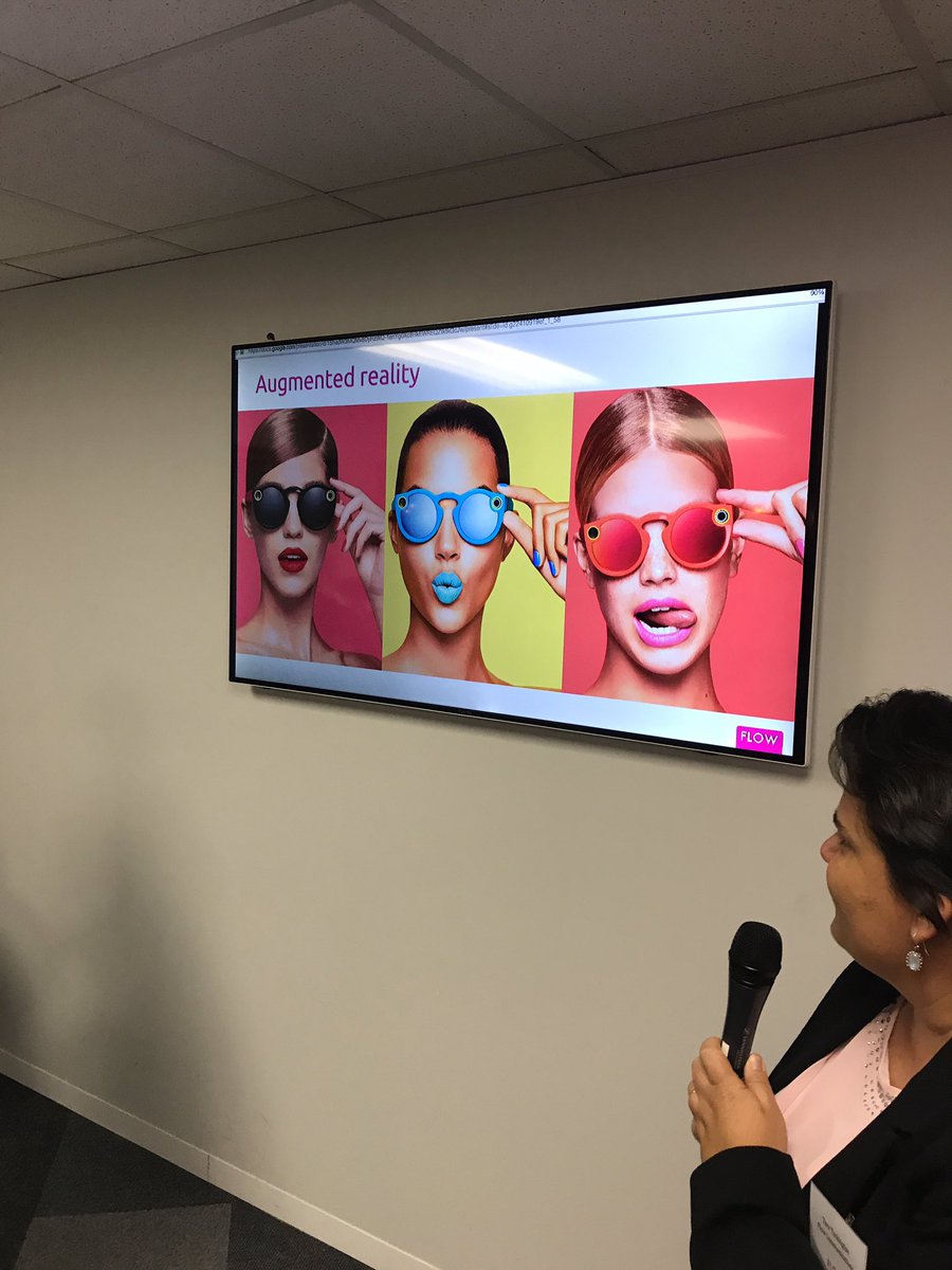 FlowComms's tweet photo. 10 trends to look out for in 2017: Innovative use of social media. #Scratchreel, #TweetIllusion #AugmentedReality #VirtualReality https://t.co/VIlmM3p0VZ