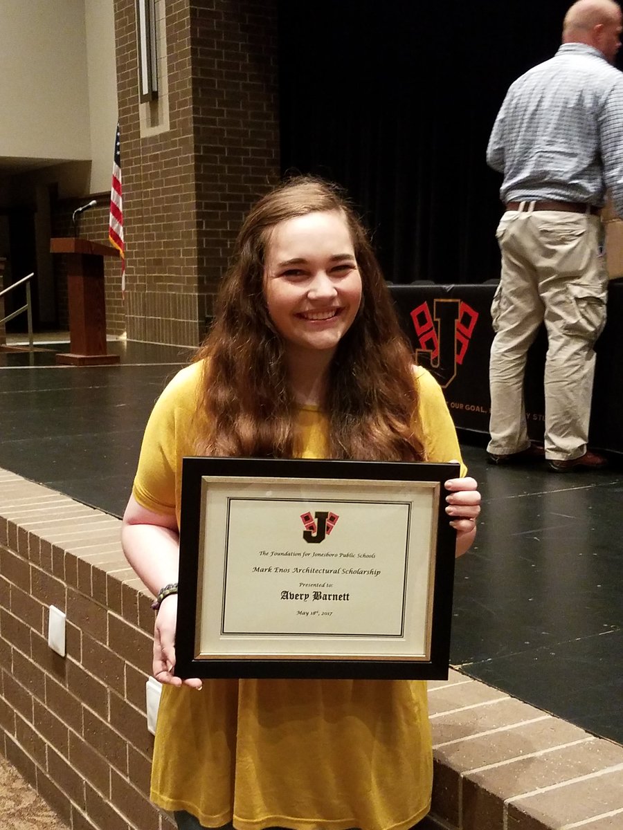 STEMAcademyJHS's tweet photo. Avery Barnett, our recipient of the Mark Enos Architecture Scholarship to attend the U of A design school this summer. #otr #caneSTEM https://t.co/n0g8GIYYMg