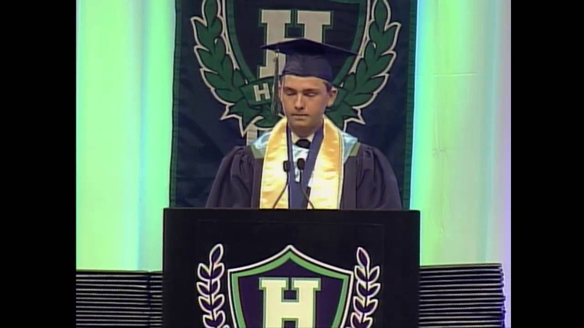 DeafWAKE's tweet photo. Watch this deaf valedictorian give an inspirational speech at his graduation! 👨‍🎓 https://t.co/VCW4nsIvYn

#Graduation #Deaf https://t.co/lpB3Wf6r2X