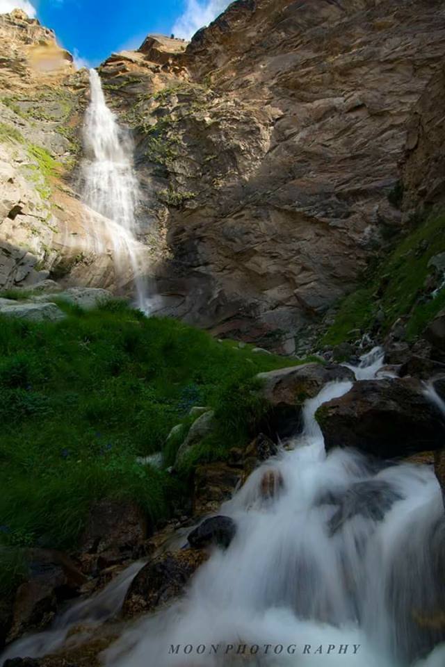 PakistanNature1's tweet photo. Thorgu WaterFall Skardu
#KulbhushanJadhav #JusticeForKhadija #GovtCompromisedKY #CPECEconomicPivot #CPEC #AikAllahKafiHai https://t.co/T4KyQpbhJP