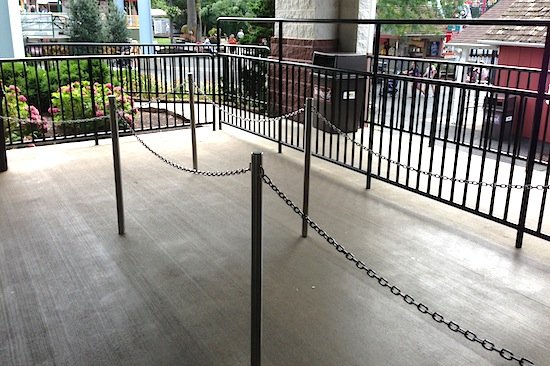 Täältä Areenan kupeesta löytyy karsina johon on kerätty toimittajat jotka vaatii Laten potkuja. 3h sitten oli vähän vilkkaampaa! #mmkisat