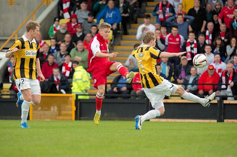 Stirling_Albion's tweet photo. 📆⚽☀️| On this day in 2014 we sealed promotion by beating @EastFifeFC in the play-off final at Bayview. Stunning late winner from @Sandi3C 🎉🔴 https://t.co/y0fGl1bQ73