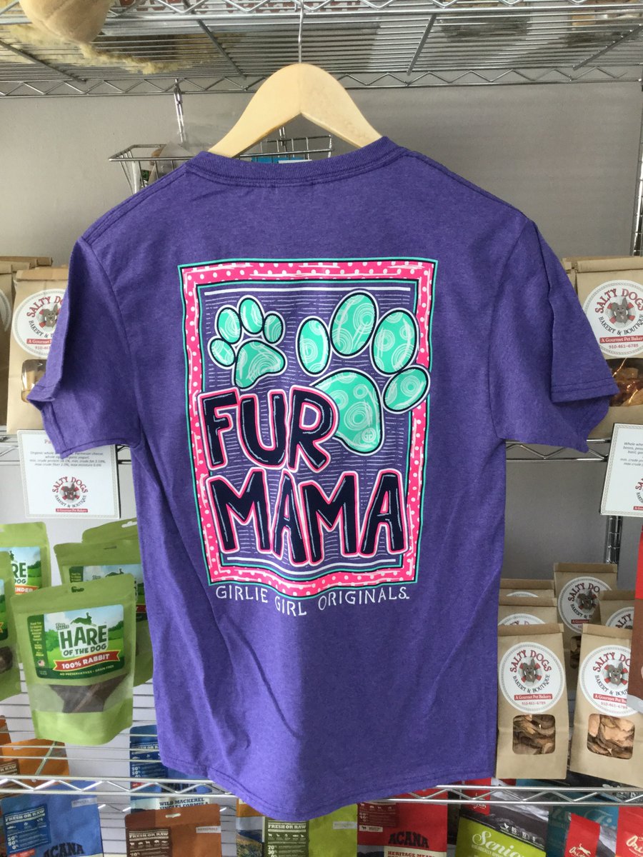 SaltyDogsBakery's tweet photo. Like or Love this if you’re a #furmom 
- https://t.co/KPEV0rkz1M 
#petshop #southportnc https://t.co/JKoFlqQUu6