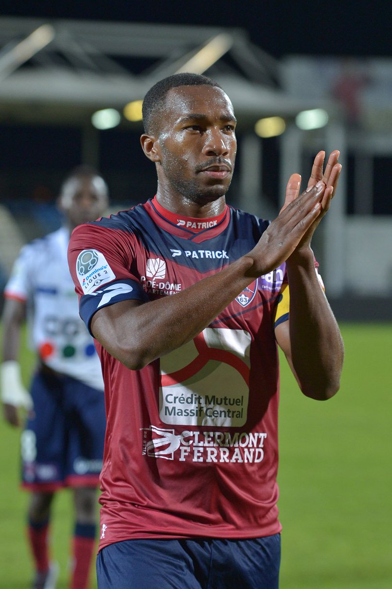 ClermontFoot's tweet photo. #CF63VAFC Et également une pensée particulière pour Eugène Ekobo, Jacques Salze et Cédric Avinel après toutes ces années de fidélité (2/2) https://t.co/it6zLWcIVe