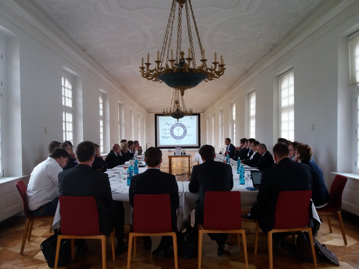 thebdg's tweet photo. Unser heutiger Roundtable zum Thema integrierte Finanzplanung mit @JedoxAG  beim Finanztag Mittelstand 

#Finance #businessintelligence https://t.co/mzwFxfNO6Y