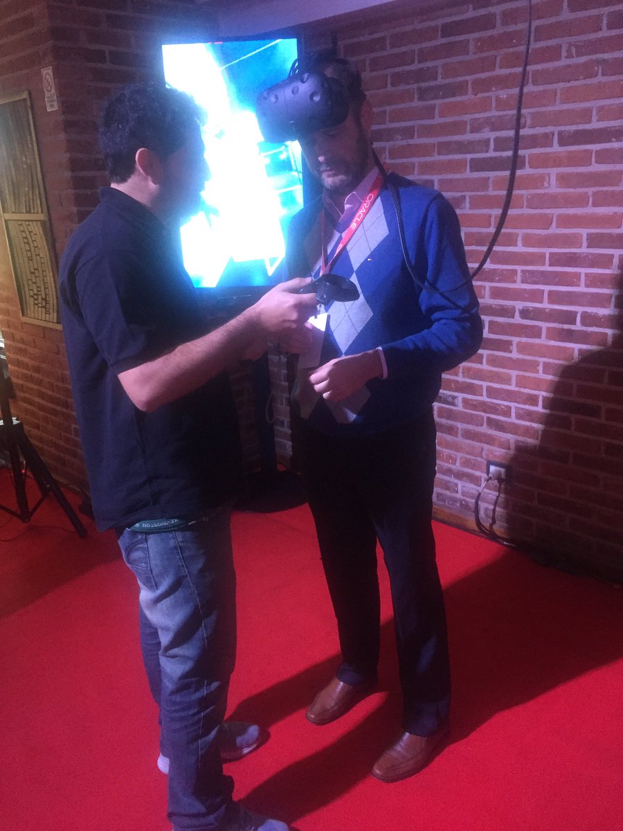Preteco's tweet photo. Ya pasaste por el Stand de @Preteco @GrupoMOST @vault_ar #Xibility #ElevenIT a probar nuestro juego de VR? #BigDataAppliance https://t.co/x9KocxlDpJ