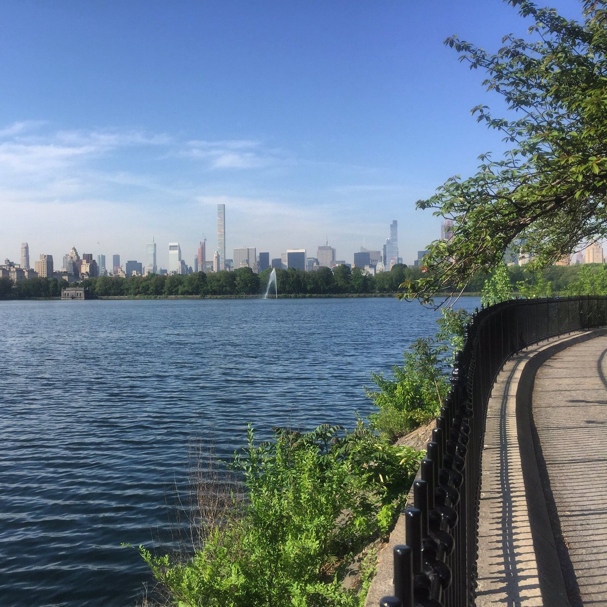 monettenewyork's tweet photo. Good morning, #NYC ! β€π#Keeplovingandsmiling #iloveny #newyorkcity #newyork #nofilter https://t.co/XDVDQOsZlf