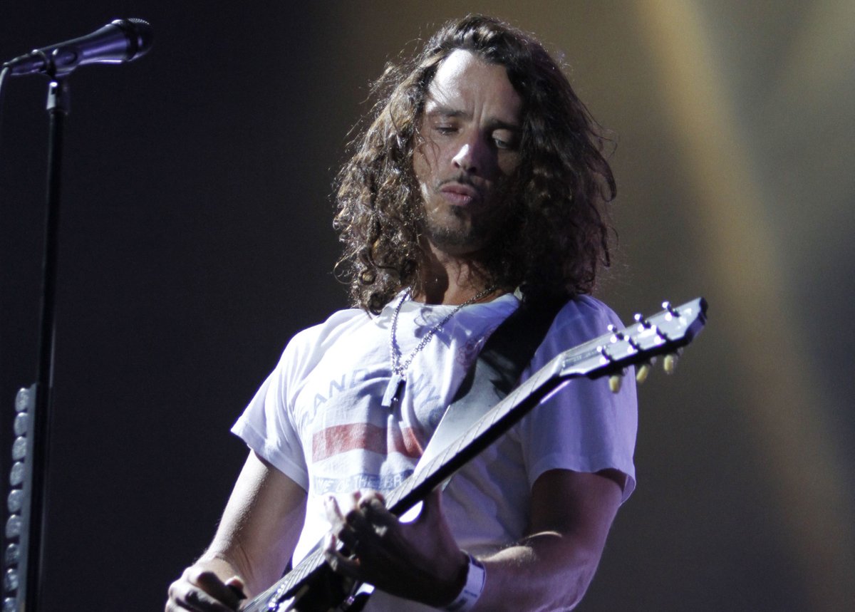 latimes's tweet photo. The music world says farewell to a leading voice of the 1990s grunge movement with the sudden death of Chris Cornell https://t.co/jazY0wYdtv https://t.co/GqIsCcMmeX
