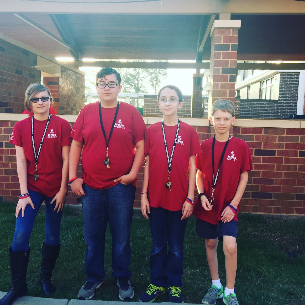 Warrior Robotics at Razorback Invitational #omgrobots #ournewnormal <a href="/MMISWarriors/">MMIS Warriors</a> @daniel_evansAU <a href="/MadCoSchools/">MadCoSchools</a>